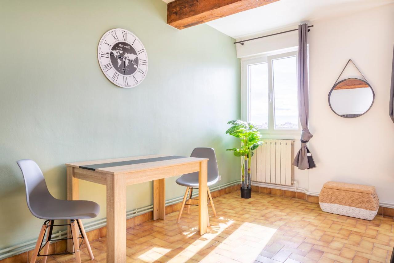 מרסיי Hostel Ambassade Bretonne Vieux-Port מראה חיצוני תמונה